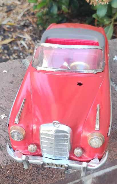 Schuco Hydrocar Car 5720 Battery Operated - Image 2