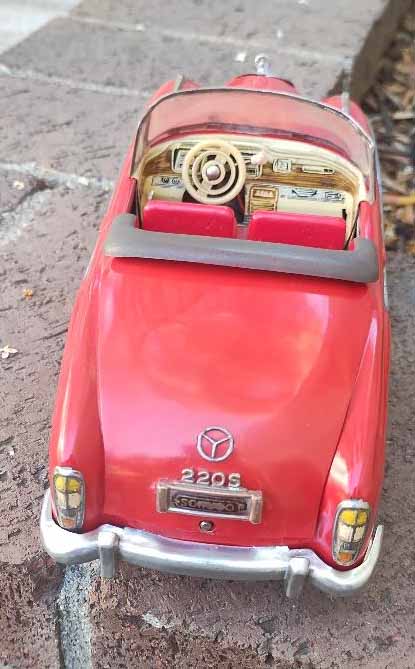 Schuco Hydrocar Car 5720 Battery Operated - Image 4