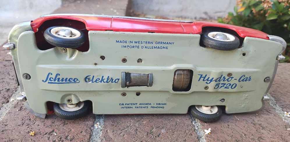 Schuco Hydrocar Car 5720 Battery Operated - Image 6